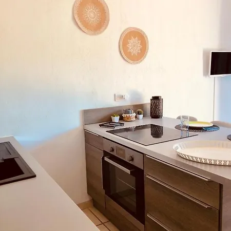Апартаменти Super Cap D Avec Jardin Et Piscine A 2 Pas De La